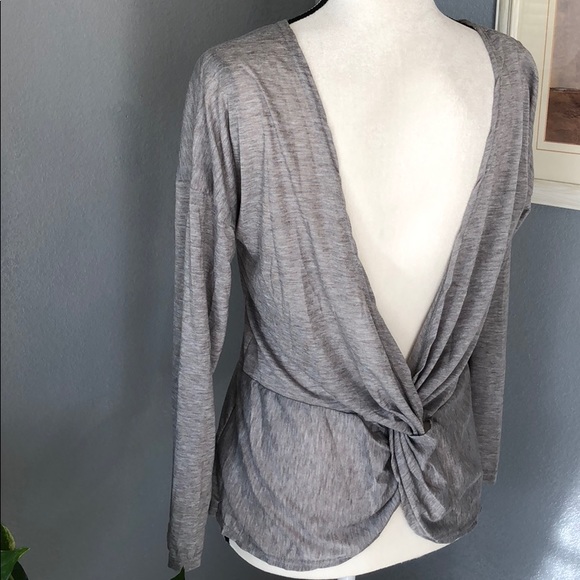 Sexy Open Back Twist Tied Top - Picture 5 of 6